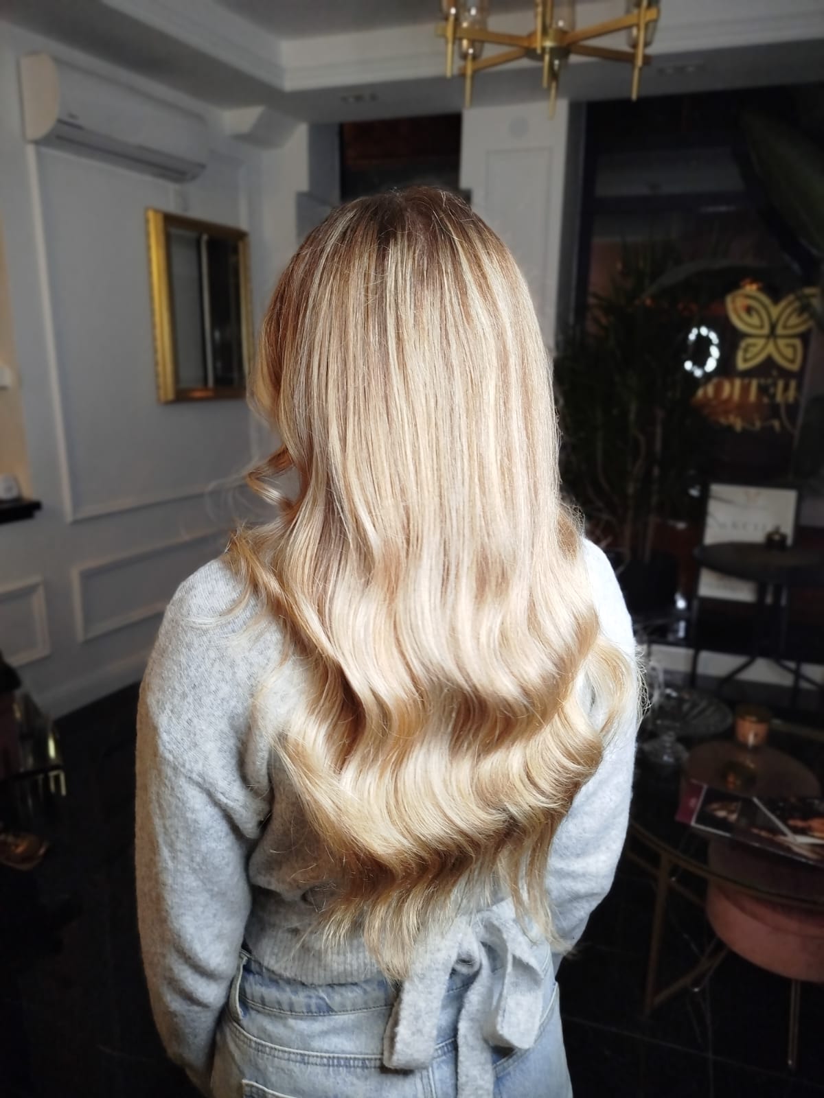 Profesionalno stilizovanje i farbanje kose